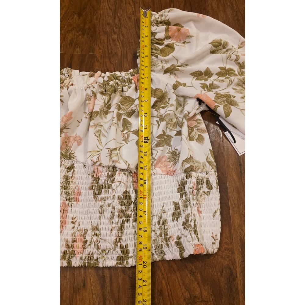 Nwt square neck smocked floral top - Picture 7 of 7